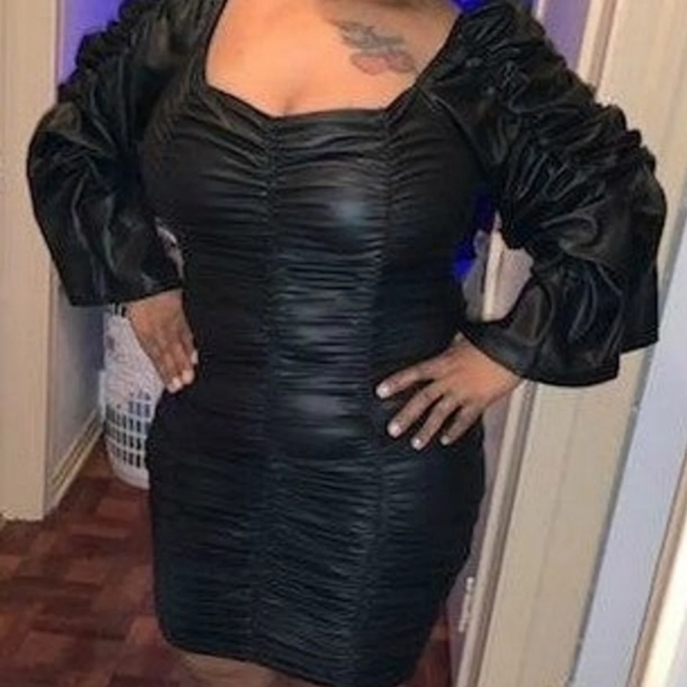 Statement Dress - Picture 4 of 5